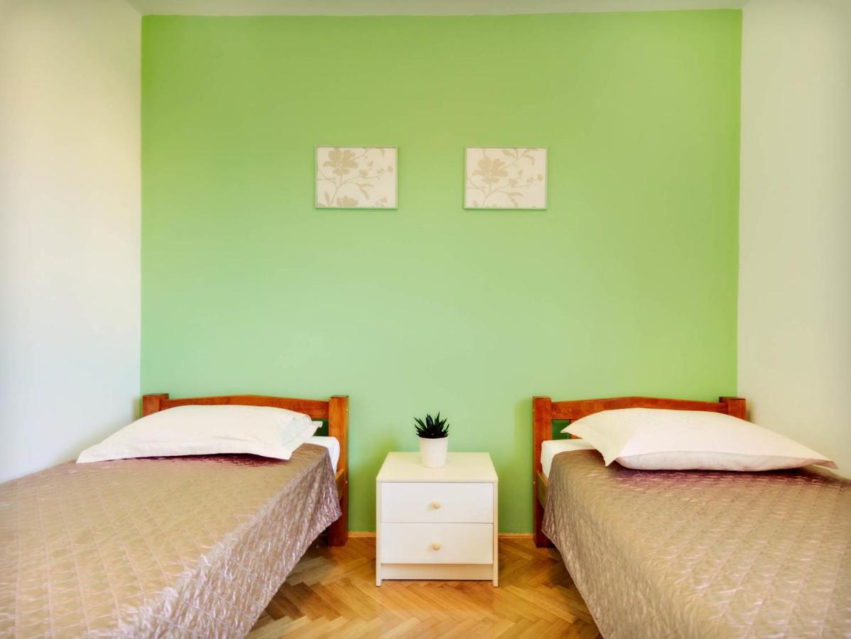 Apartments Zizic Vodice Kamer foto